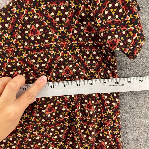 5/$45 LulaRoe T-Shirt Women S Small Black Geometric Round Neck Short Sleeve - Picture 6 of 8